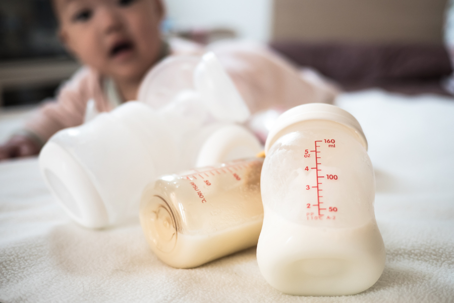 How long can fresh breast milk be stored_