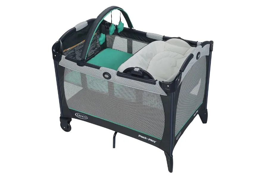 Pack–n-play model from Graco