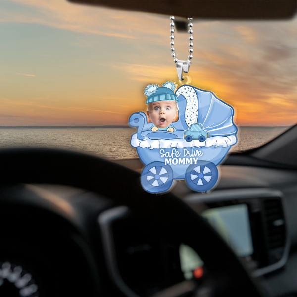 Personalized Acrylic Family Photo Car Ornament – A Unique Keepsake for Loved Ones